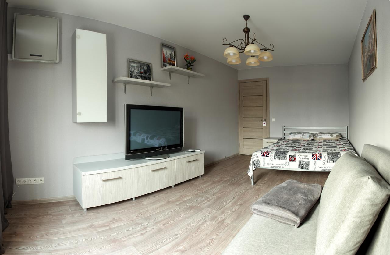 Apartment Obolon Metro Station Kiev Buitenkant foto